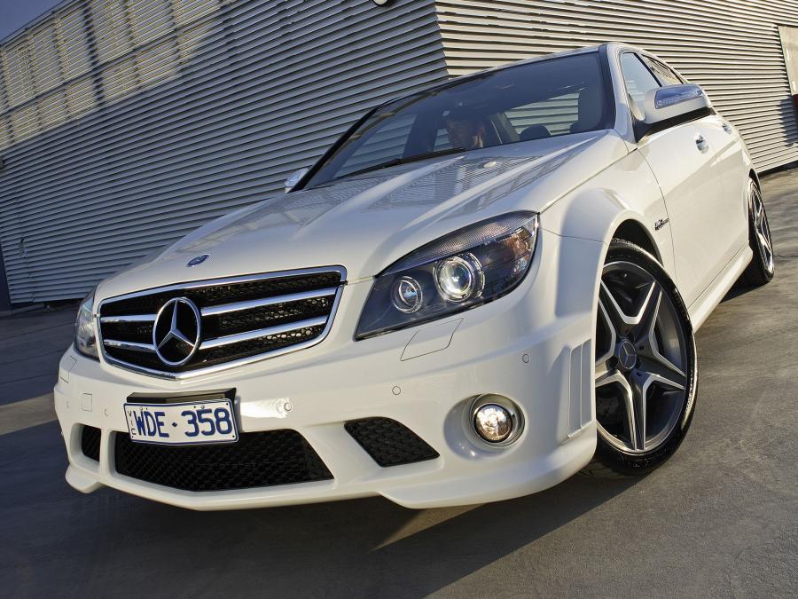  Mercedes-Benz C63 AMG 2008 года  (AU) (фото 15 из 23)